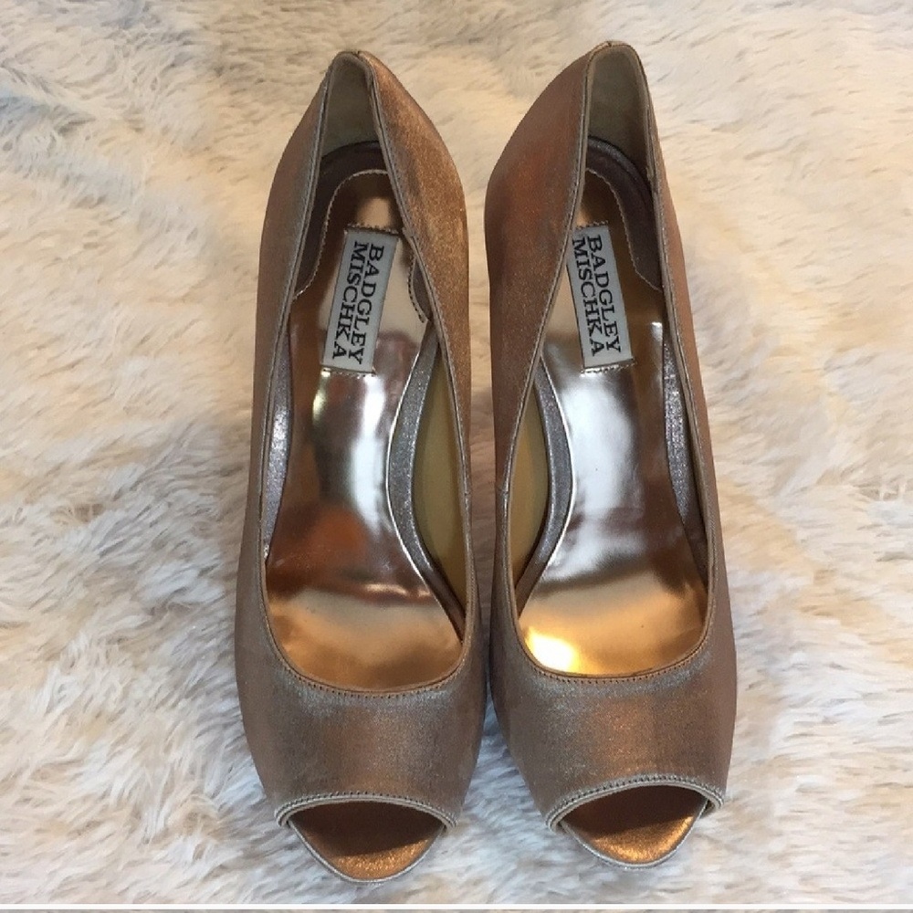 Badgley Mischka Bronze Peep Toe Heels - Picture 7 of 7